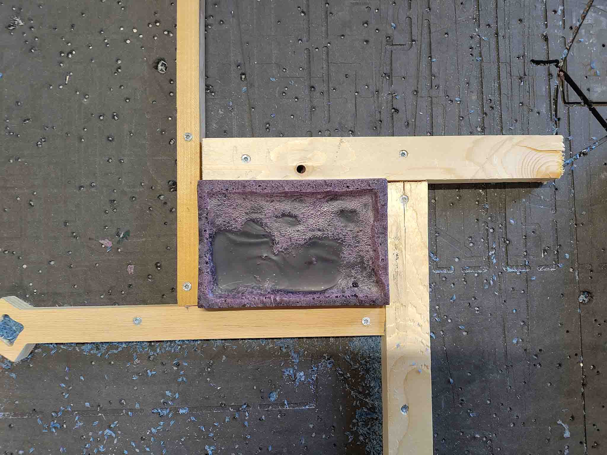 hot to attach wax