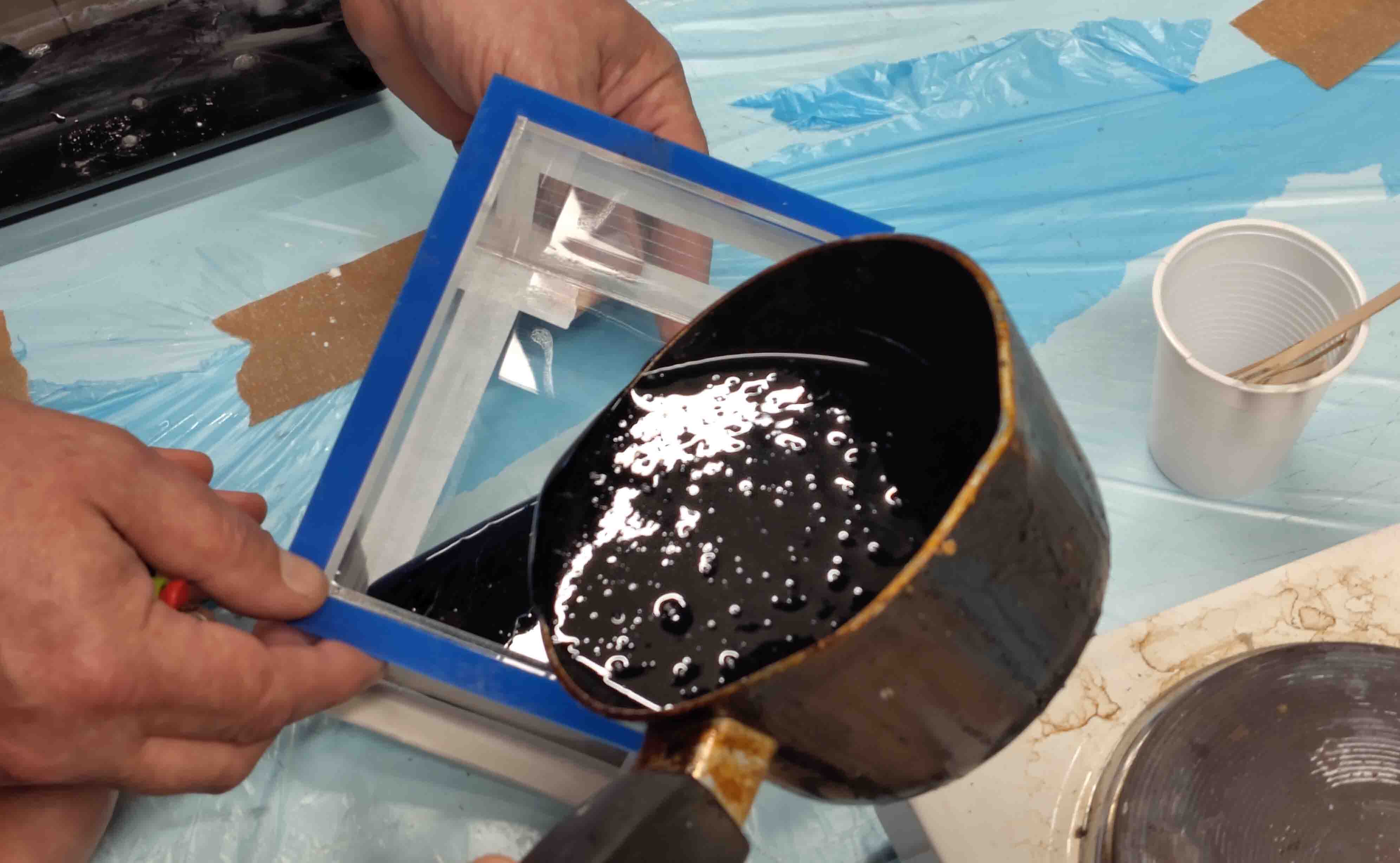 wax pouring